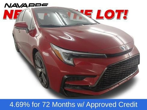 Used 2025 Toyota Corolla SE FWD image 1