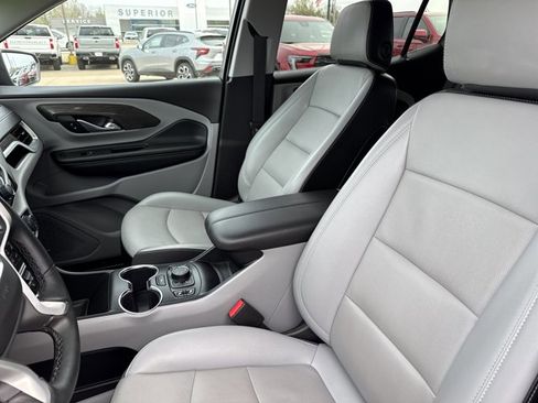Used 2024 GMC Terrain SLT w/ Infotainment Package II AWD/4WD image 12