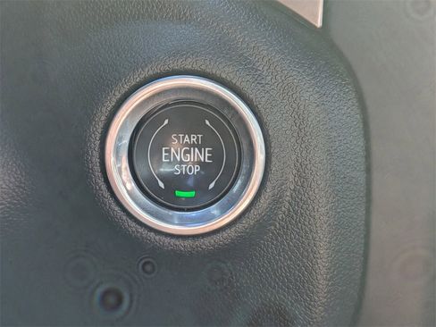 Used 2020 Chevrolet Silverado 1500 High Country image 30