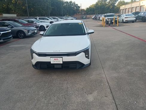 Used 2025 Kia K4 FWD image 5