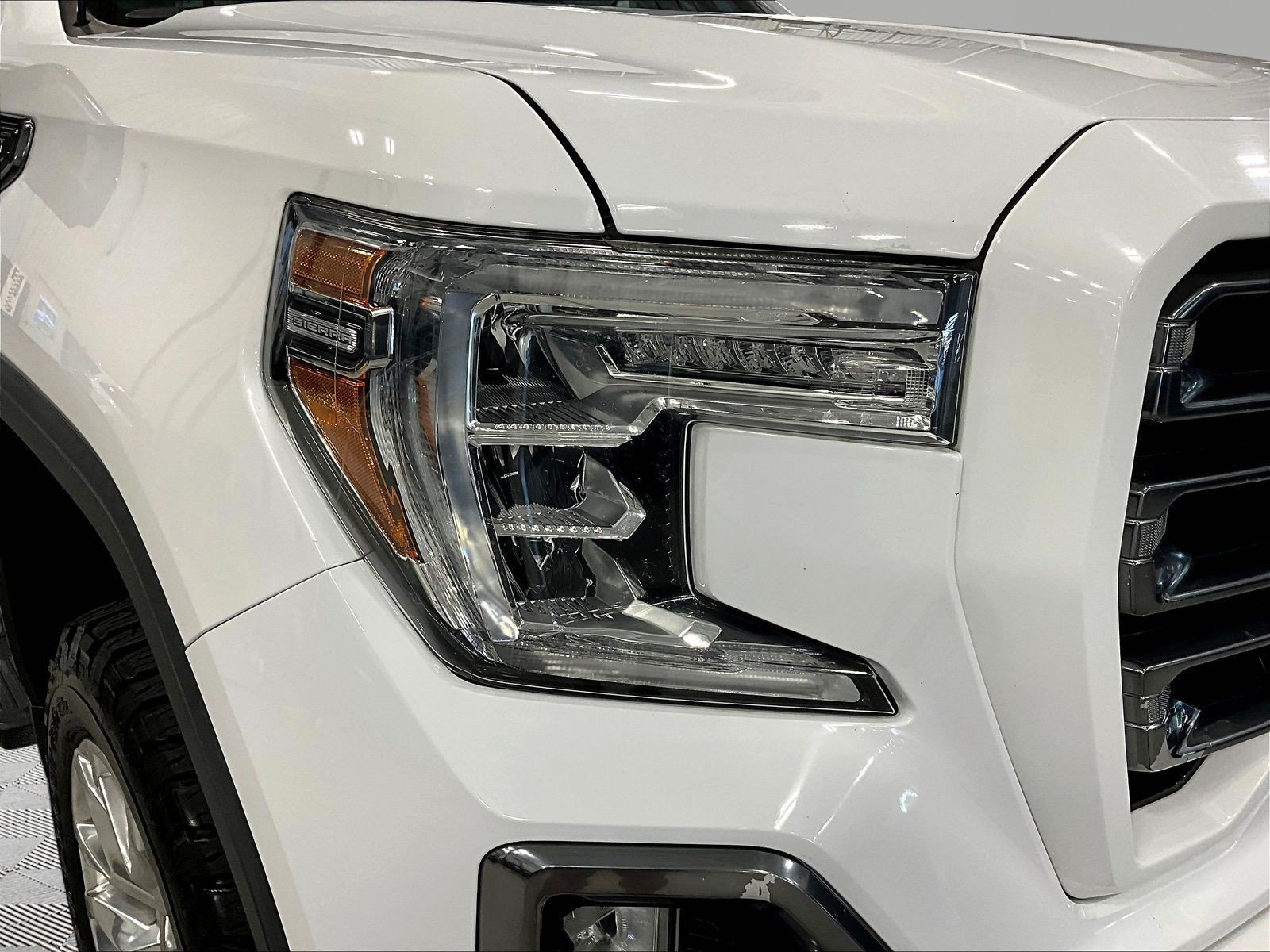 Used 2020 GMC Sierra 1500 AT4 w/ AT4 Premium Package AWD/4WD image 33