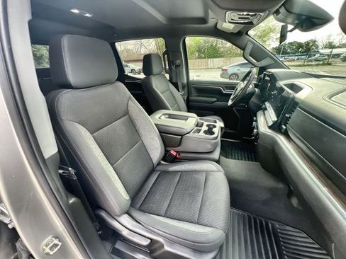 Certified 2022 Chevrolet Silverado 1500 LT w/ Safety Package image 27