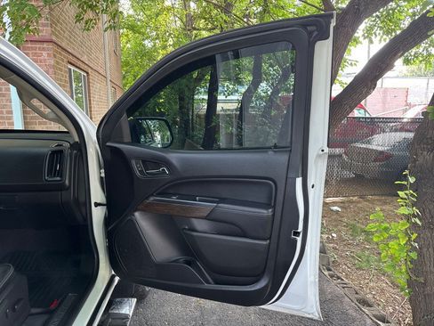 Used 2019 GMC Canyon Denali AWD/4WD image 10