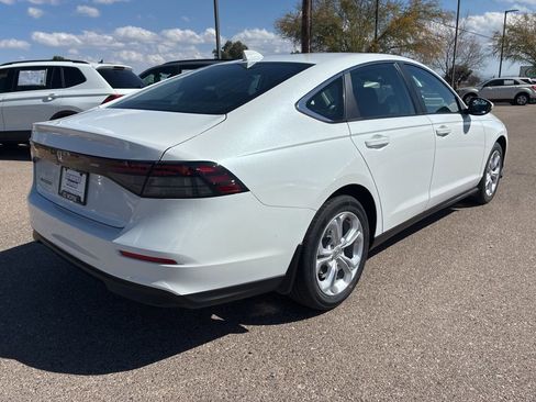 New 2026 Honda Accord LX image 5