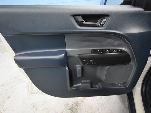 Used 2024 Ford Maverick XLT w/ XLT Luxury Package FWD image 2