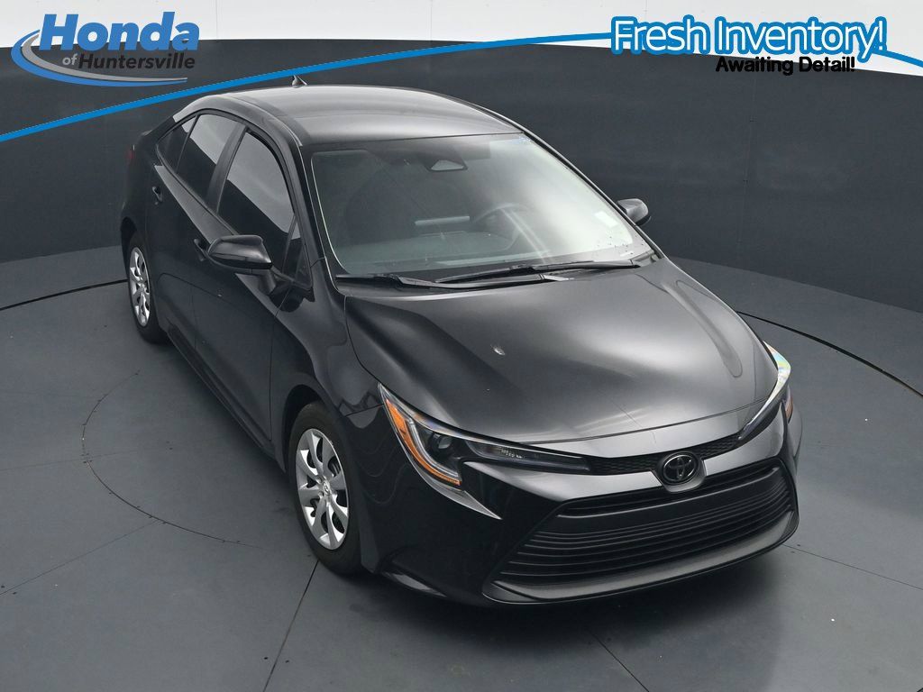 Used 2026 Toyota Corolla LE FWD image 26