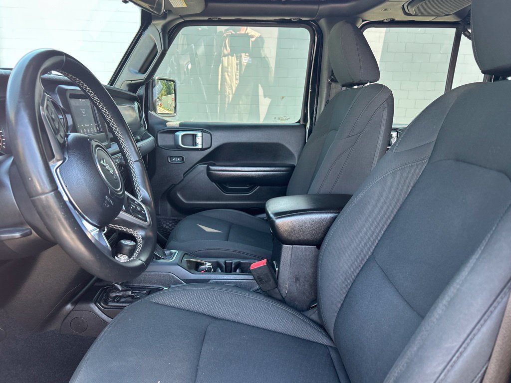 Used 2020 Jeep Gladiator Sport w/ Quick Order Package 24S AWD/4WD image 9