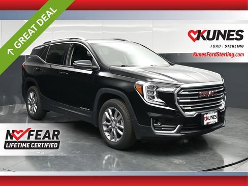 Used 2024 GMC Terrain SLT AWD/4WD image 1