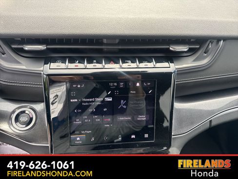 Used 2023 Jeep Grand Cherokee Altitude AWD/4WD image 19