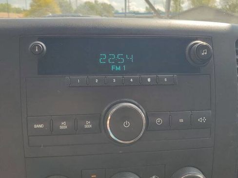 Used 2013 Chevrolet Silverado 3500 W/T image 27