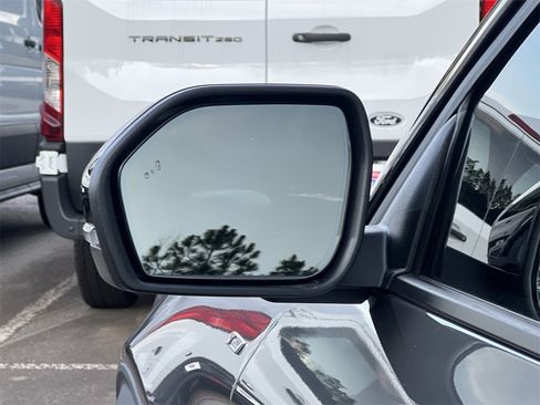 New 2025 Ford Explorer ST-Line w/ Premium Package image 27