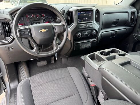 Used 2020 Chevrolet Silverado 1500 Custom w/ Infotainment Package image 2