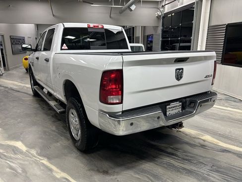 Used 2018 RAM 2500 Tradesman w/ Chrome Appearance Group image 28