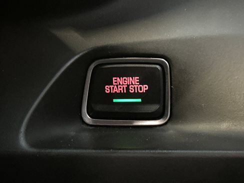 Used 2017 Chevrolet Camaro LT RWD image 21