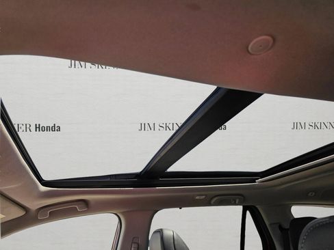 Used 2023 Honda Pilot Touring image 20