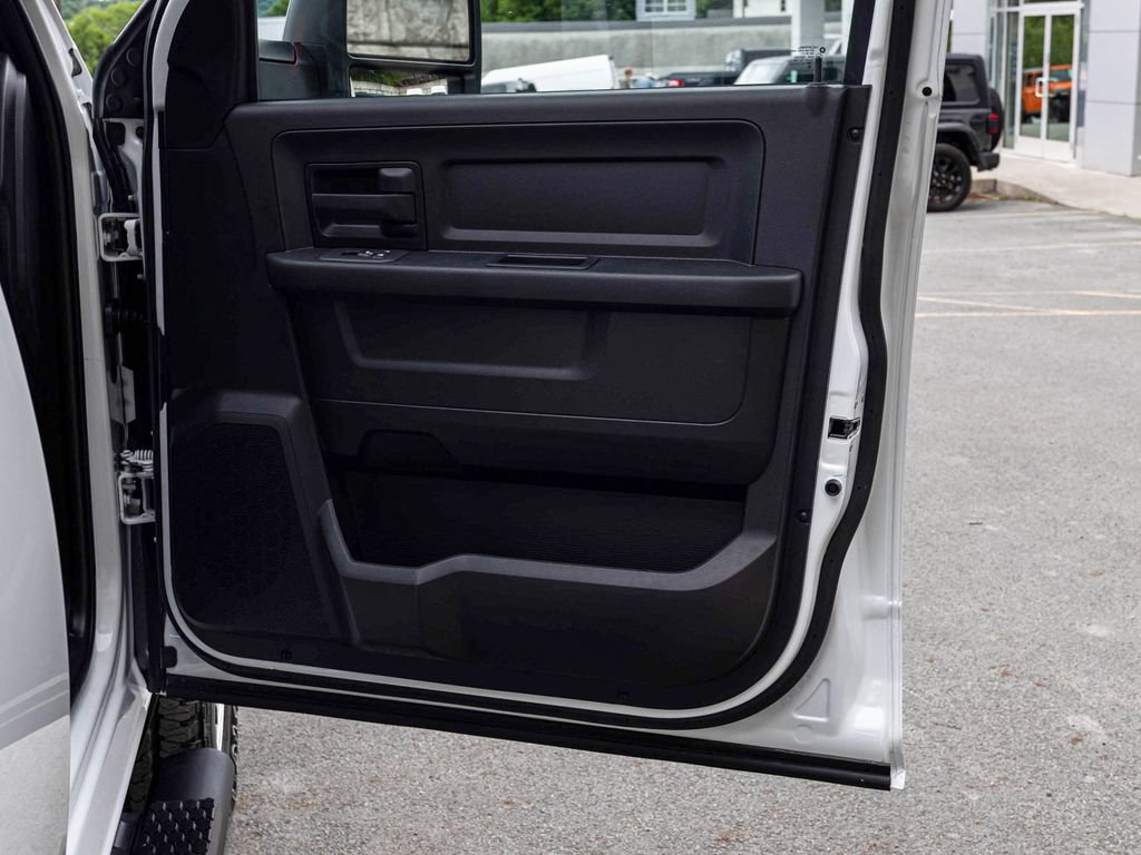 New 2026 RAM 2500 Tradesman AWD/4WD image 12