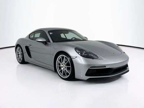 Certified 2025 Porsche 718 Cayman GTS RWD image 7