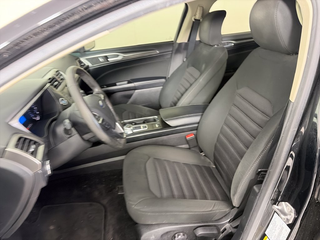 Used 2017 Ford Fusion S w/ Equipment Group 101A FWD image 11