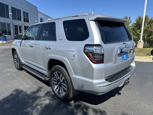 Used 2018 Toyota 4Runner Limited image 6