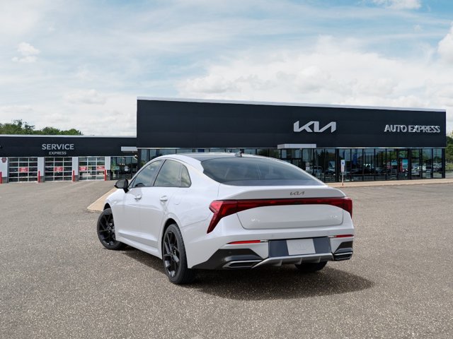 New 2027 Kia K5 GT-Line image 4
