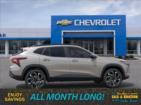 New 2026 Chevrolet Trax RS w/ Sunroof Package image 5