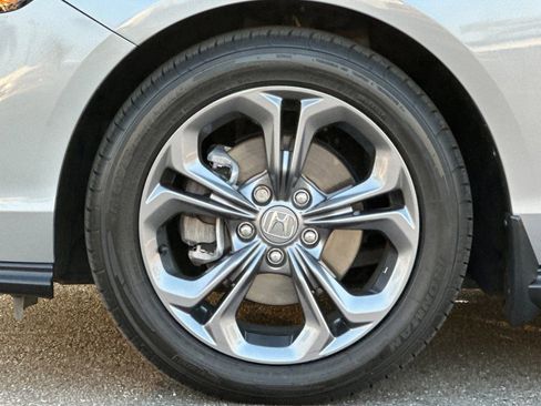 Used 2023 Honda Accord EX image 25