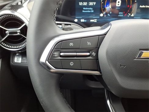 New 2026 Chevrolet Equinox LT w/ Convenience Package II image 13