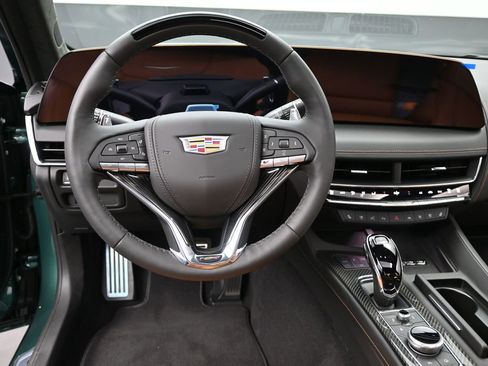 New 2026 Cadillac CT5 V w/ Platinum Package AWD/4WD image 11