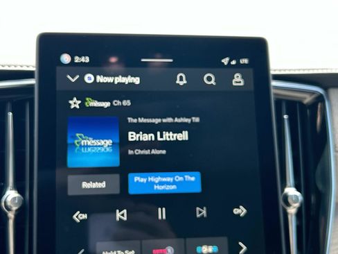 New 2026 Volvo XC90 B6 Plus w/ Protection Package Premier image 25