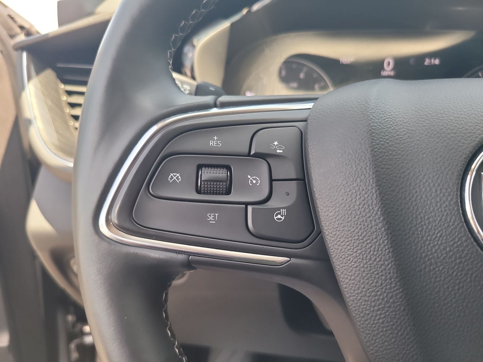Used 2023 Buick Envision Essence FWD image 14