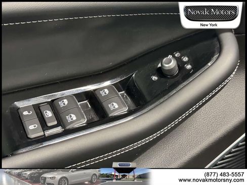 Used 2021 Jeep Grand Cherokee L Overland image 14