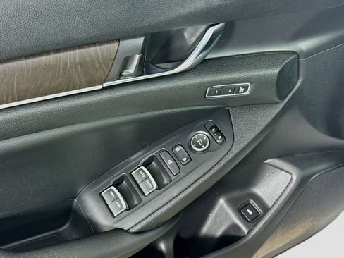 Used 2019 Honda Accord EX-L image 24