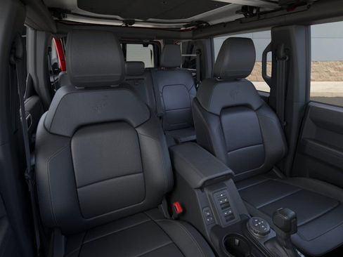 New 2025 Ford Bronco Badlands image 10