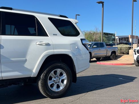Certified 2023 Toyota 4Runner SR5 Premium w/ Moonroof Package RWD image 11