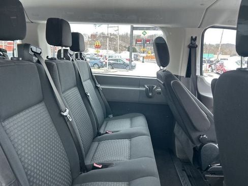 Used 2022 Ford Transit 350 XLT RWD image 21