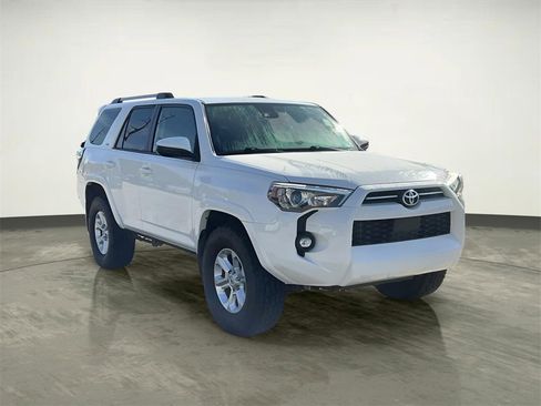 Used 2021 Toyota 4Runner SR5 image 13
