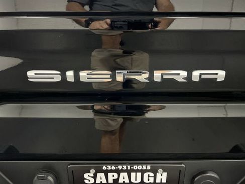 Certified 2022 GMC Sierra 1500 AT4 AWD/4WD image 31