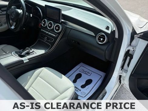 Used 2016 Mercedes-Benz C 300 4MATIC Sedan image 28