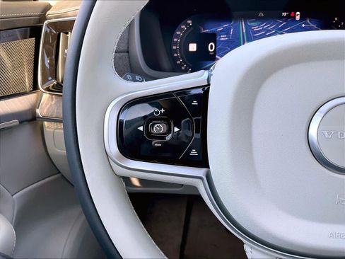 New 2026 Volvo XC90 B6 Ultra w/ Protection Package image 17