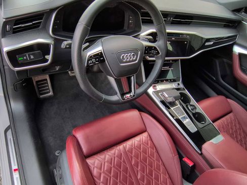 Used 2022 Audi S6 Prestige image 10