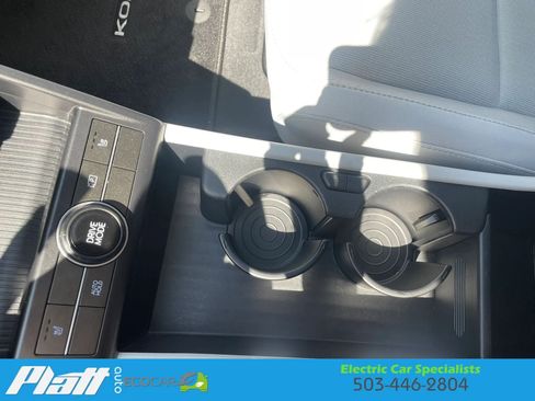 Used 2024 Hyundai Kona SEL FWD image 28