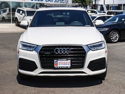 Used 2017 Audi Q3 2.0T Prestige w/ Prestige Package AWD/4WD image 2