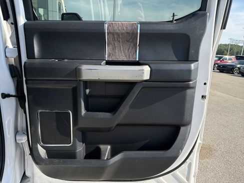 Used 2019 Ford F250 Lariat w/ Lariat Ultimate Package AWD/4WD image 34