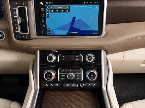 Used 2024 GMC Yukon Denali AWD/4WD image 37