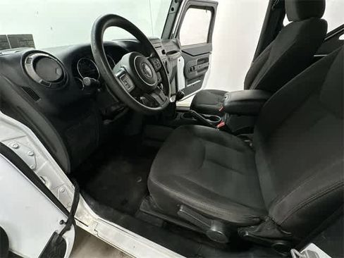 Used 2017 Jeep Wrangler Sport image 12