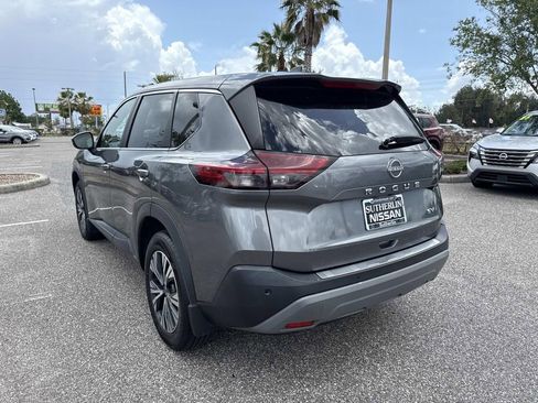 Certified 2022 Nissan Rogue SV FWD image 6