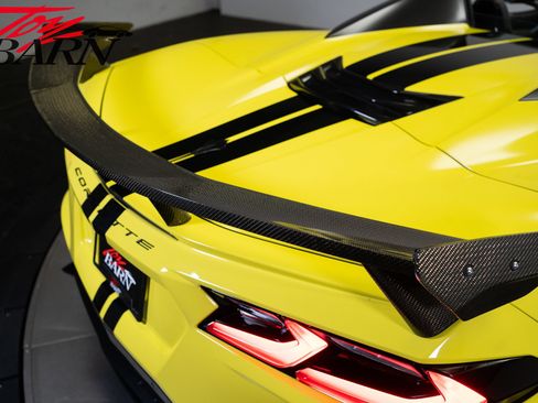 Used 2021 Chevrolet Corvette Stingray Premium Conv w/ Z51 Performance Package RWD image 21