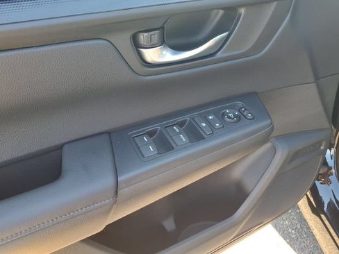 Used 2024 Honda CR-V EX image 17