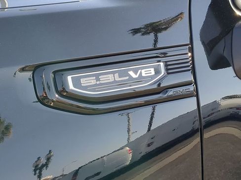 Used 2023 GMC Sierra 1500 Elevation image 34