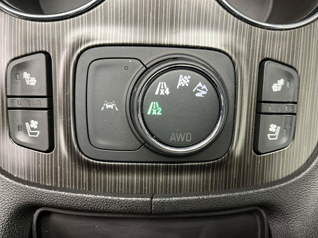 Certified 2022 GMC Acadia SLT w/ Elevation Edition AWD/4WD image 20